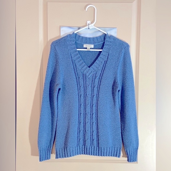 Dress Barn Sz-L VGU(1 owner) V-Neck Pull-on Sweater- Still Clean & Soft Like New - Picture 2 of 16